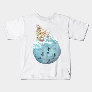 Sailing to the mermaids Kids T-Shirt